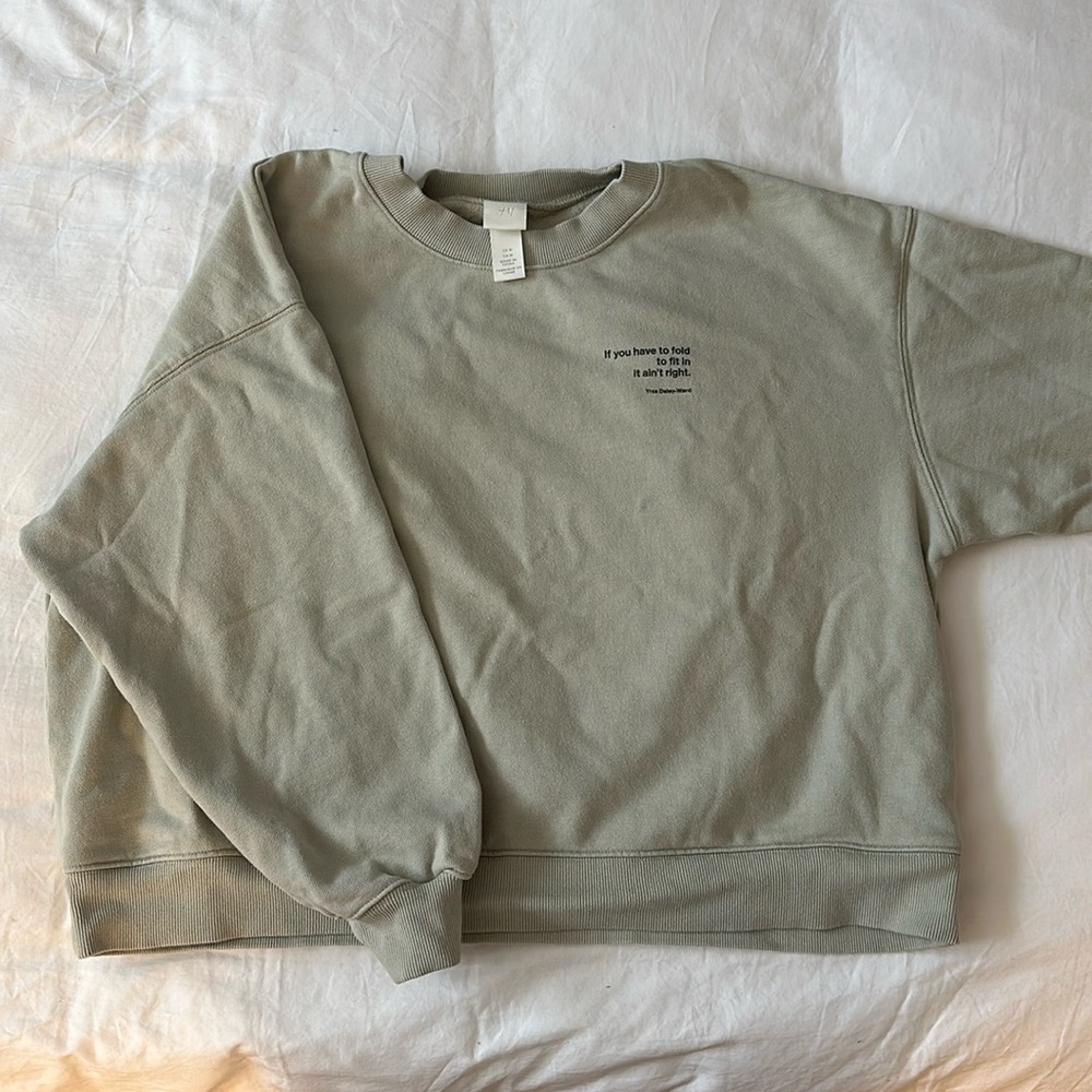 H&M crewneck sweater